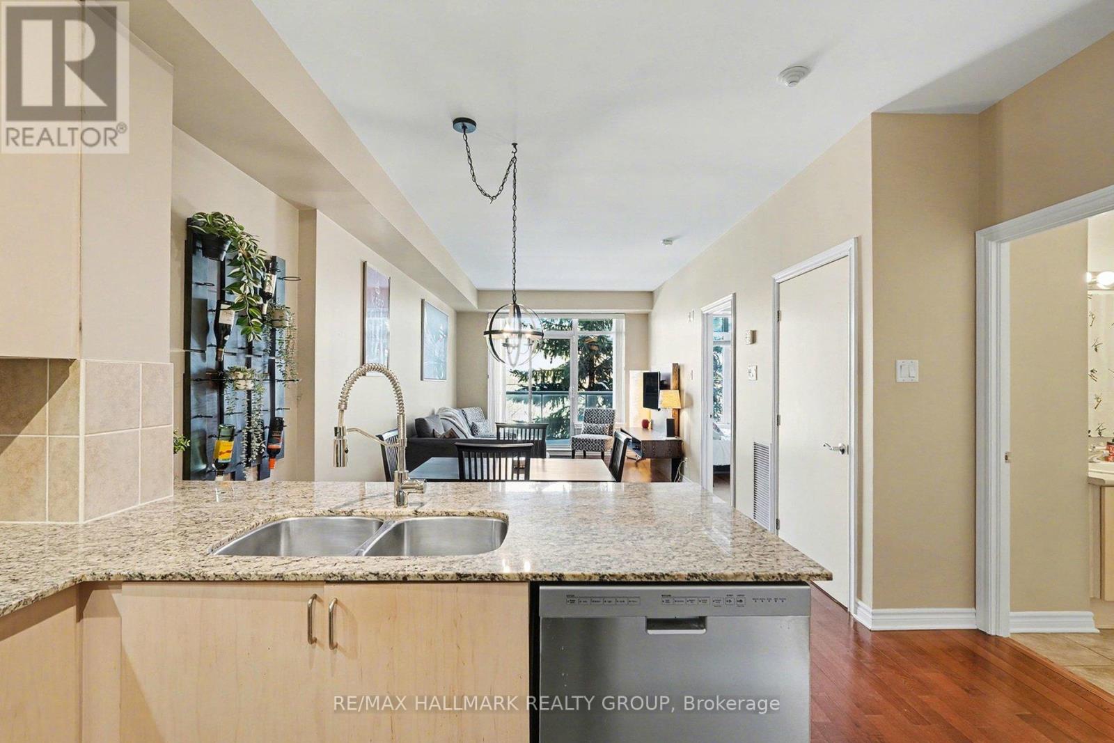 315 - 205 BOLTON STREET, Ottawa, Ontario, K1N1K7 — Photo 5