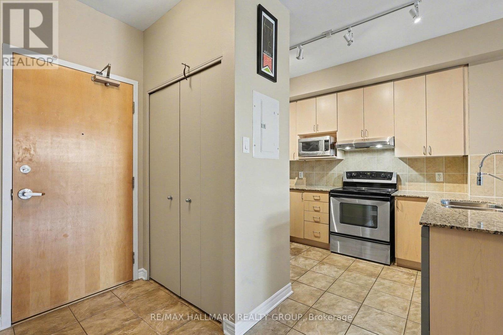 315 - 205 BOLTON STREET, Ottawa, Ontario, K1N1K7 — Photo 7