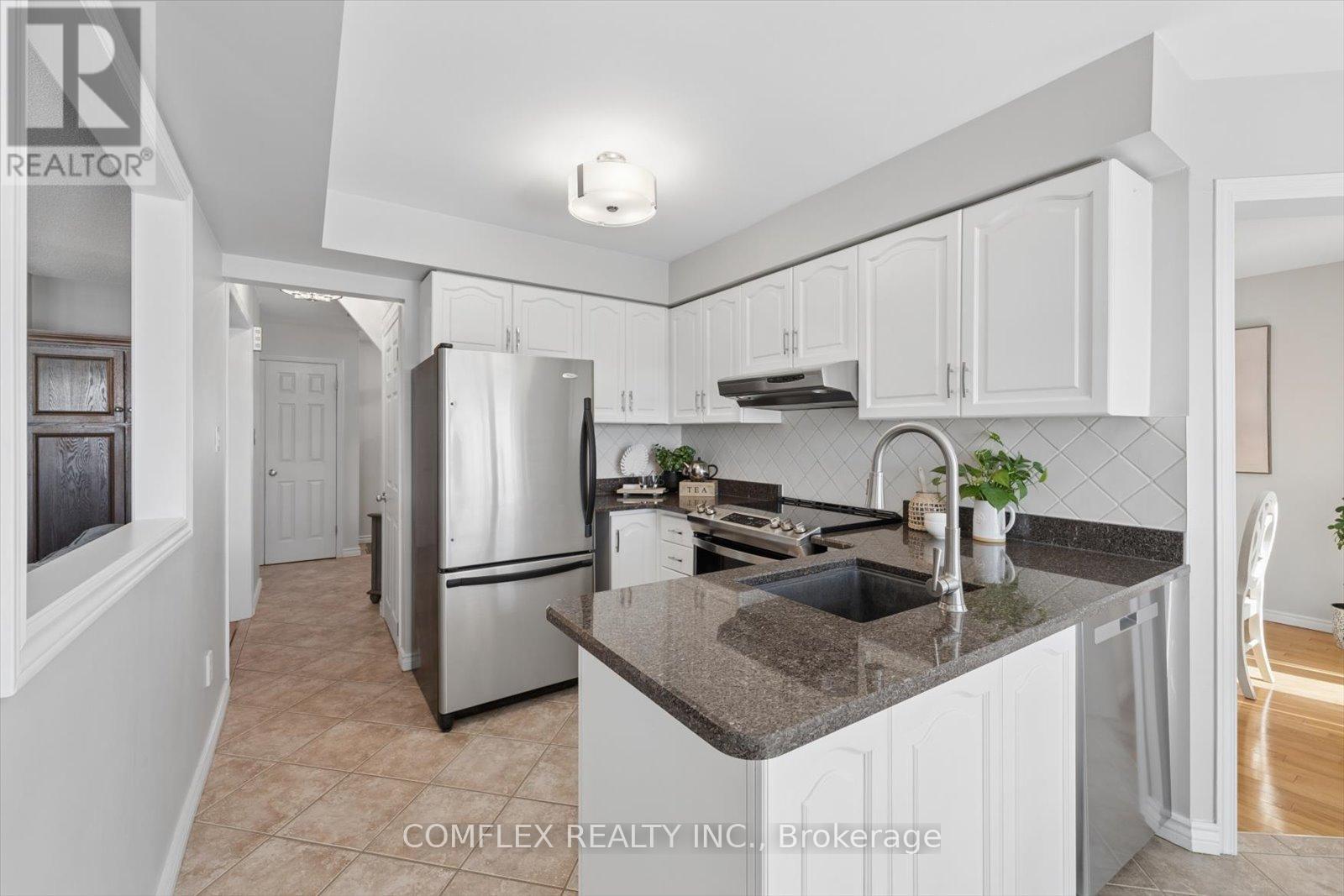 43 WAYWELL STREET, Whitby (Pringle Creek), Ontario, L1N8P4 — Photo 12