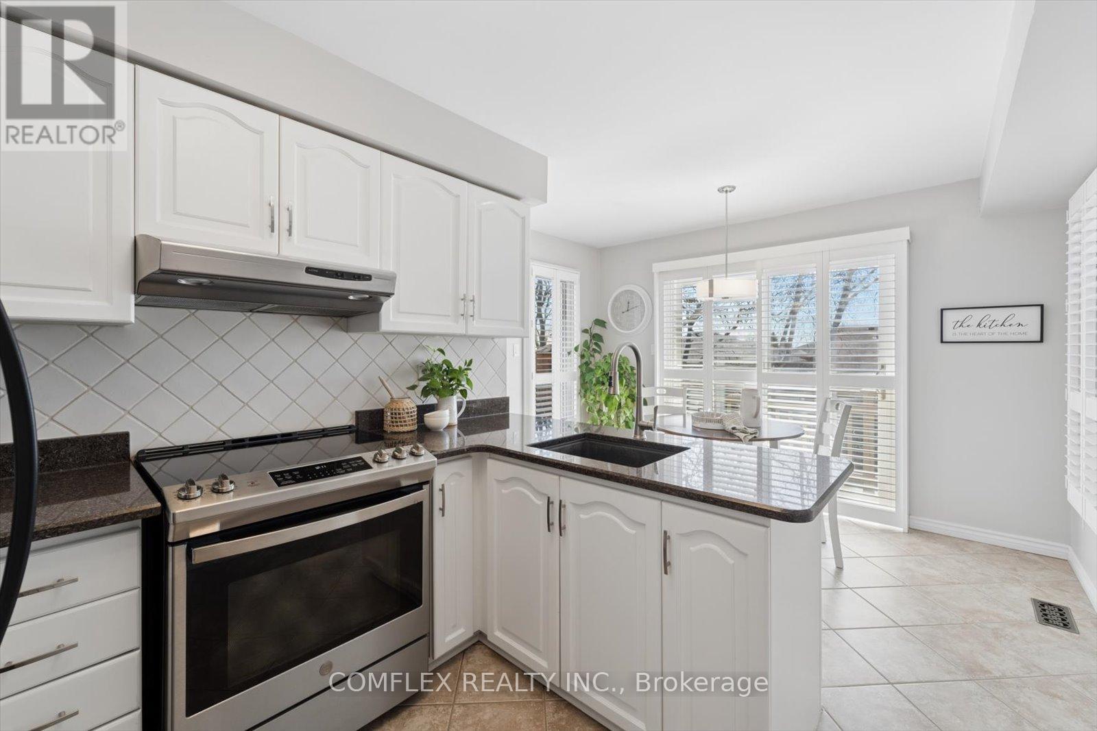 43 WAYWELL STREET, Whitby (Pringle Creek), Ontario, L1N8P4 — Photo 14