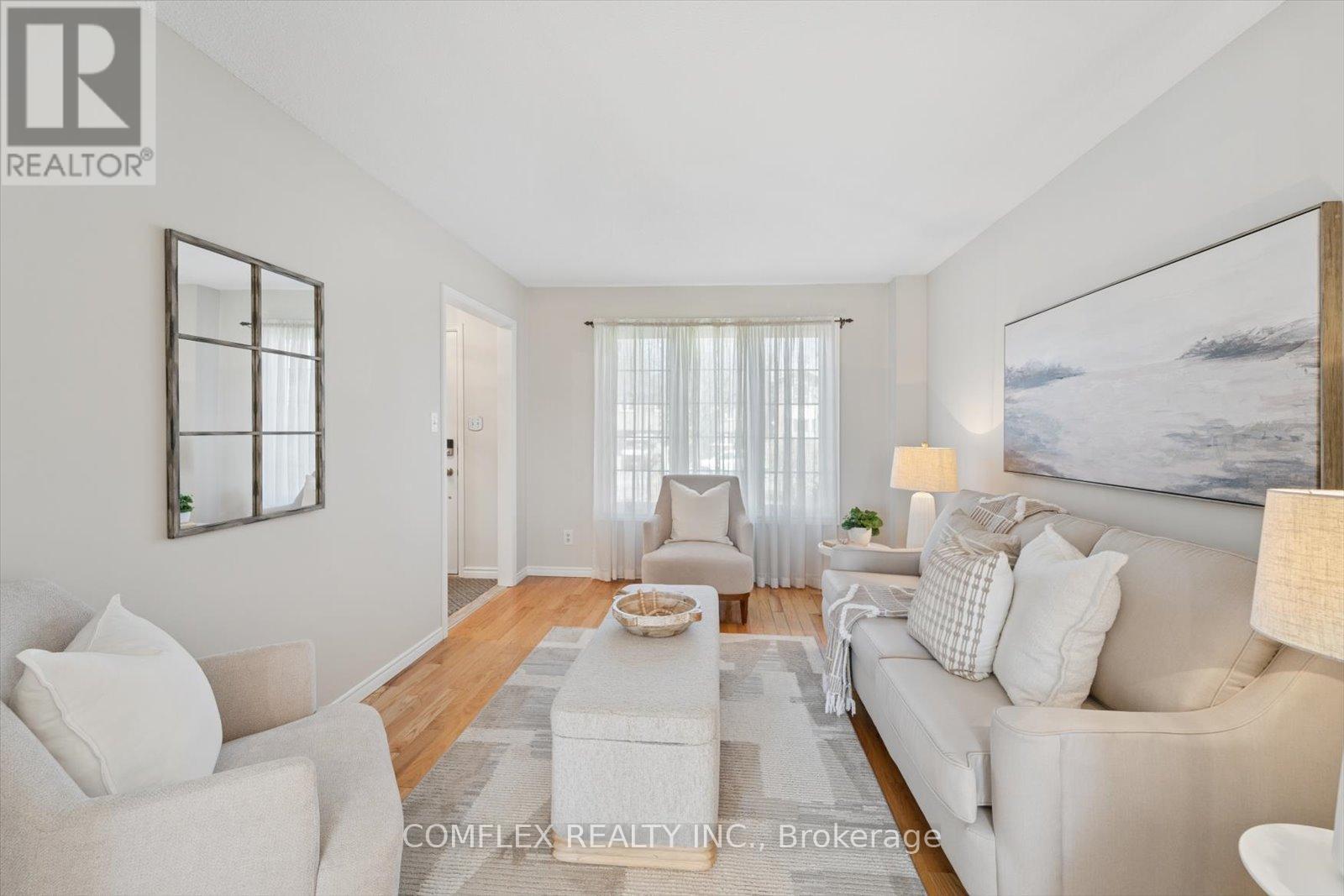 43 WAYWELL STREET, Whitby (Pringle Creek), Ontario, L1N8P4 — Photo 5