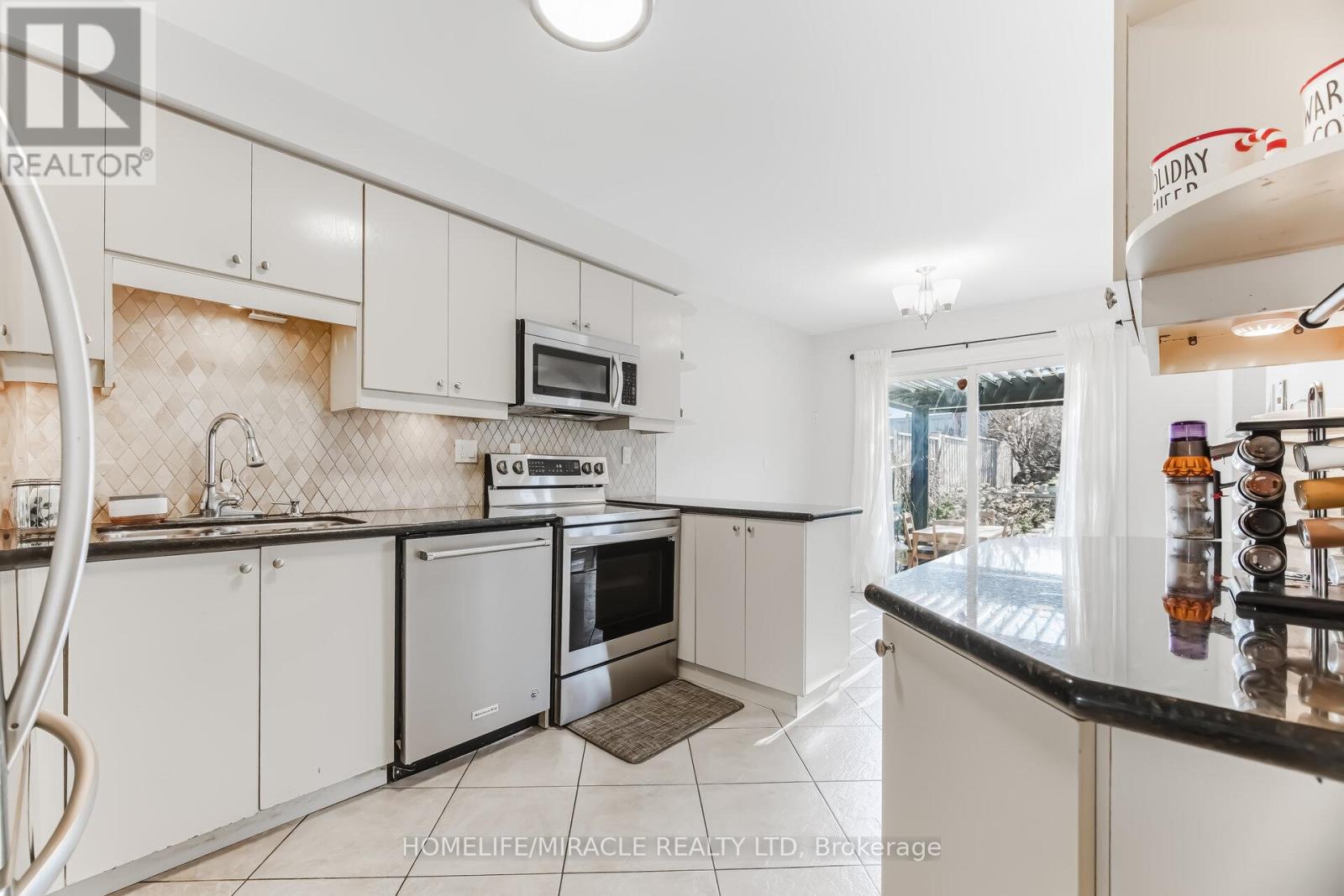 60 TREWARTHA CRESCENT, Brampton (Heart Lake West), Ontario, L6Z1X4 — Photo 10