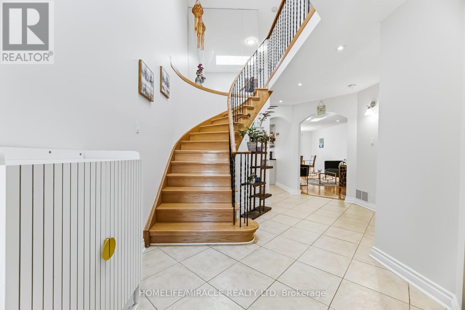 60 TREWARTHA CRESCENT, Brampton (Heart Lake West), Ontario, L6Z1X4 — Photo 5