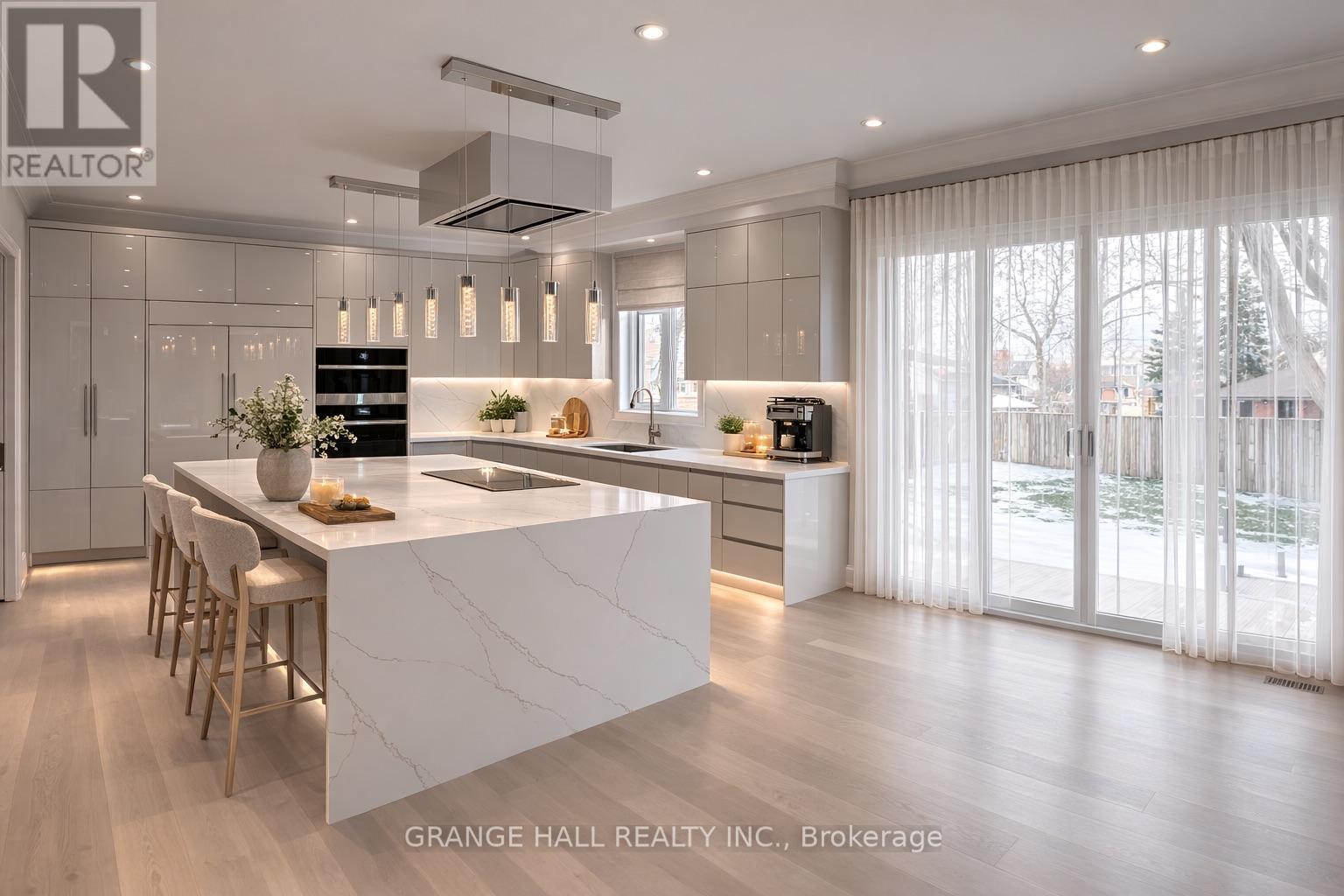 16 BARKER AVENUE, Toronto (Thistletown-Beaumonde Heights), Ontario, M4C2N3 — Photo 4