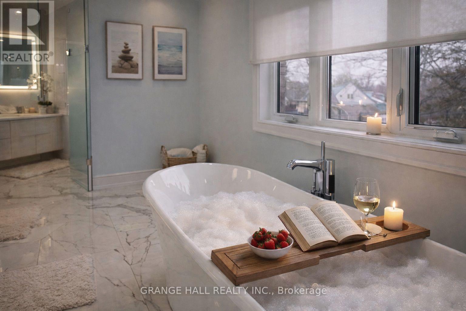 16 BARKER AVENUE, Toronto (Thistletown-Beaumonde Heights), Ontario, M4C2N3 — Photo 9