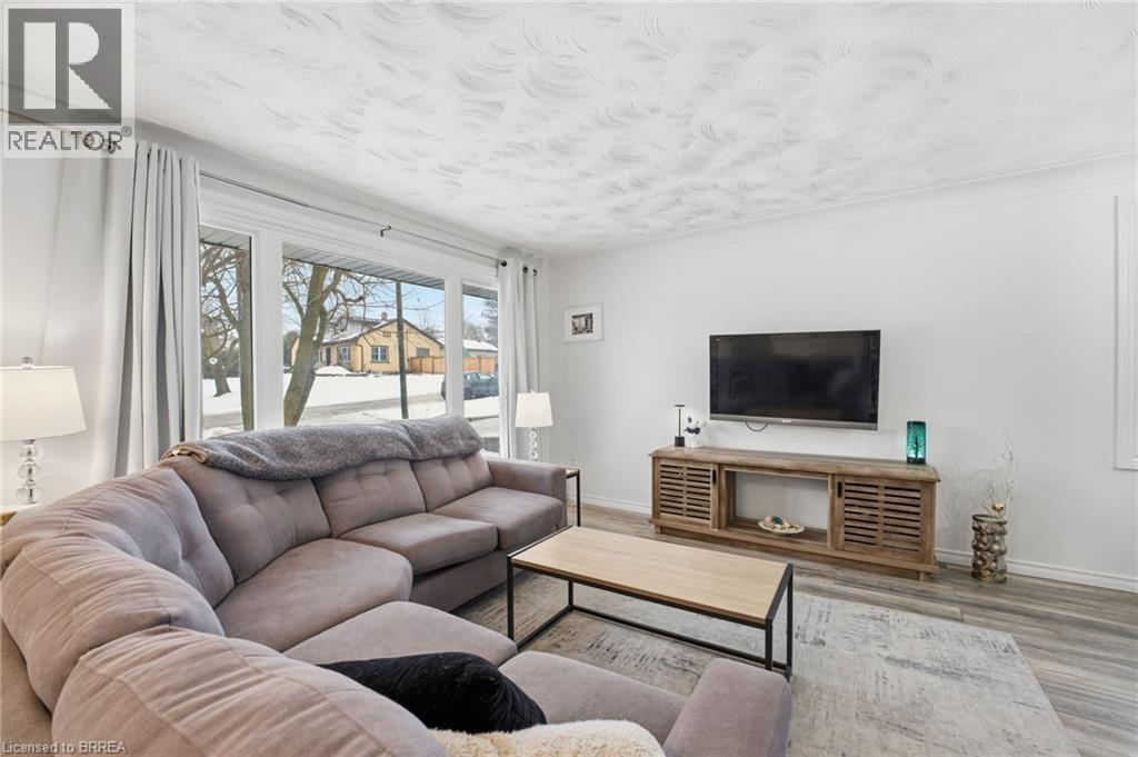 4 LILLIAN Street, St. George, Ontario, N0E1N0 — Photo 7