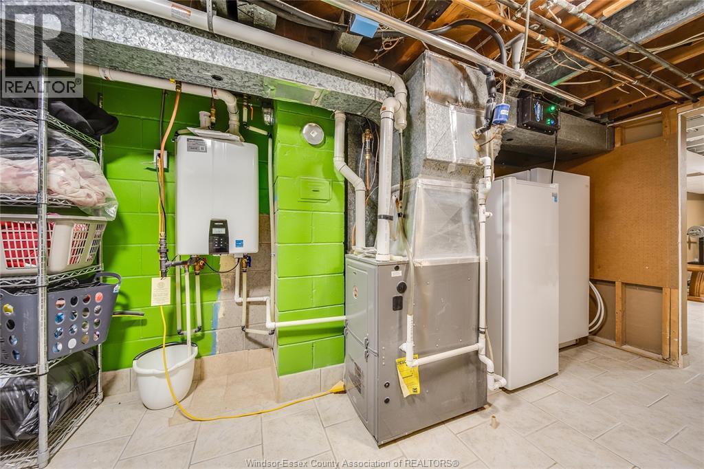 1131 MATTHEW BRADY, Windsor, Ontario, N8S3K2 — Photo 36