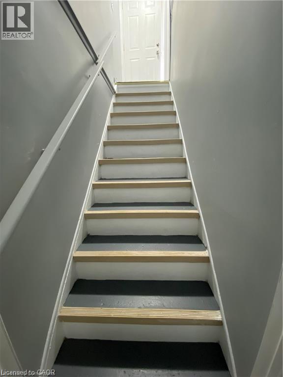 318 MELVIN Avenue Unit# Lower, Hamilton, Ontario, L8H2L1 — Photo 2