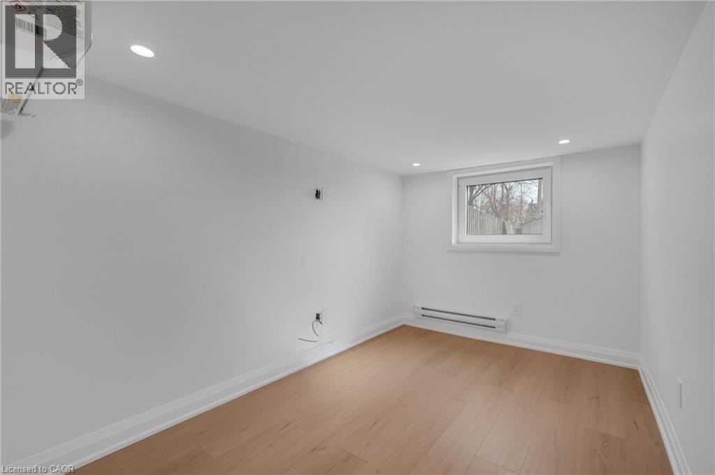 1339 AUGUSTINE Drive, Burlington, Ontario, L7P2M9 — Photo 15