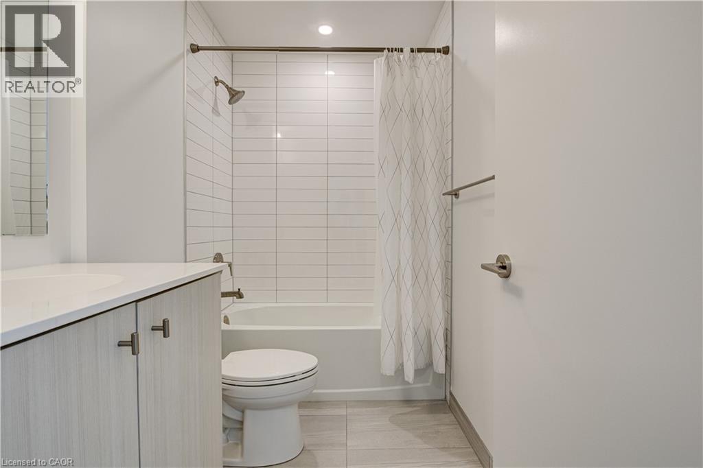5 WELLINGTON Street S Unit# 1810, Kitchener, Ontario, N2G0E3 — Photo 17