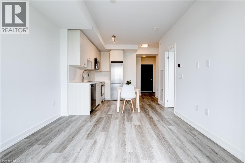 5 WELLINGTON Street S Unit# 1810, Kitchener, Ontario, N2G0E3 — Photo 8