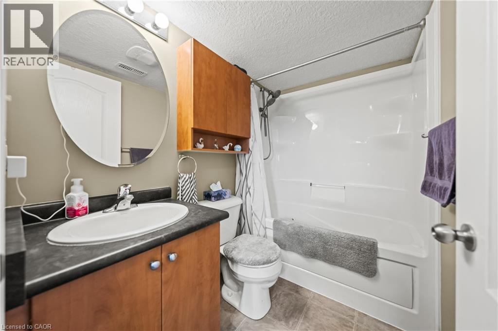 35 MOUNTFORD Drive Unit# 124, Guelph, Ontario, N1E0G6 — Photo 30