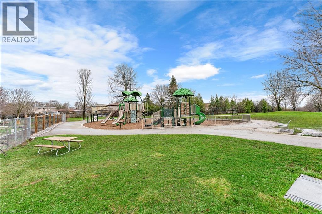 35 MOUNTFORD Drive Unit# 124, Guelph, Ontario, N1E0G6 — Photo 40