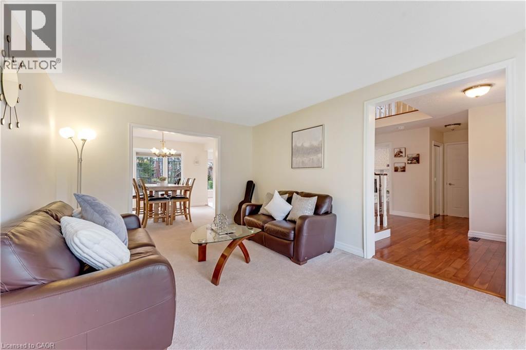 109 ASHBERRY Place, Waterloo, Ontario, N2T1G8 — Photo 12