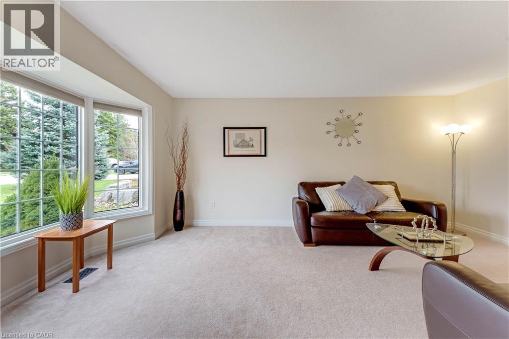 109 ASHBERRY Place, Waterloo, Ontario, N2T1G8 — Photo 13