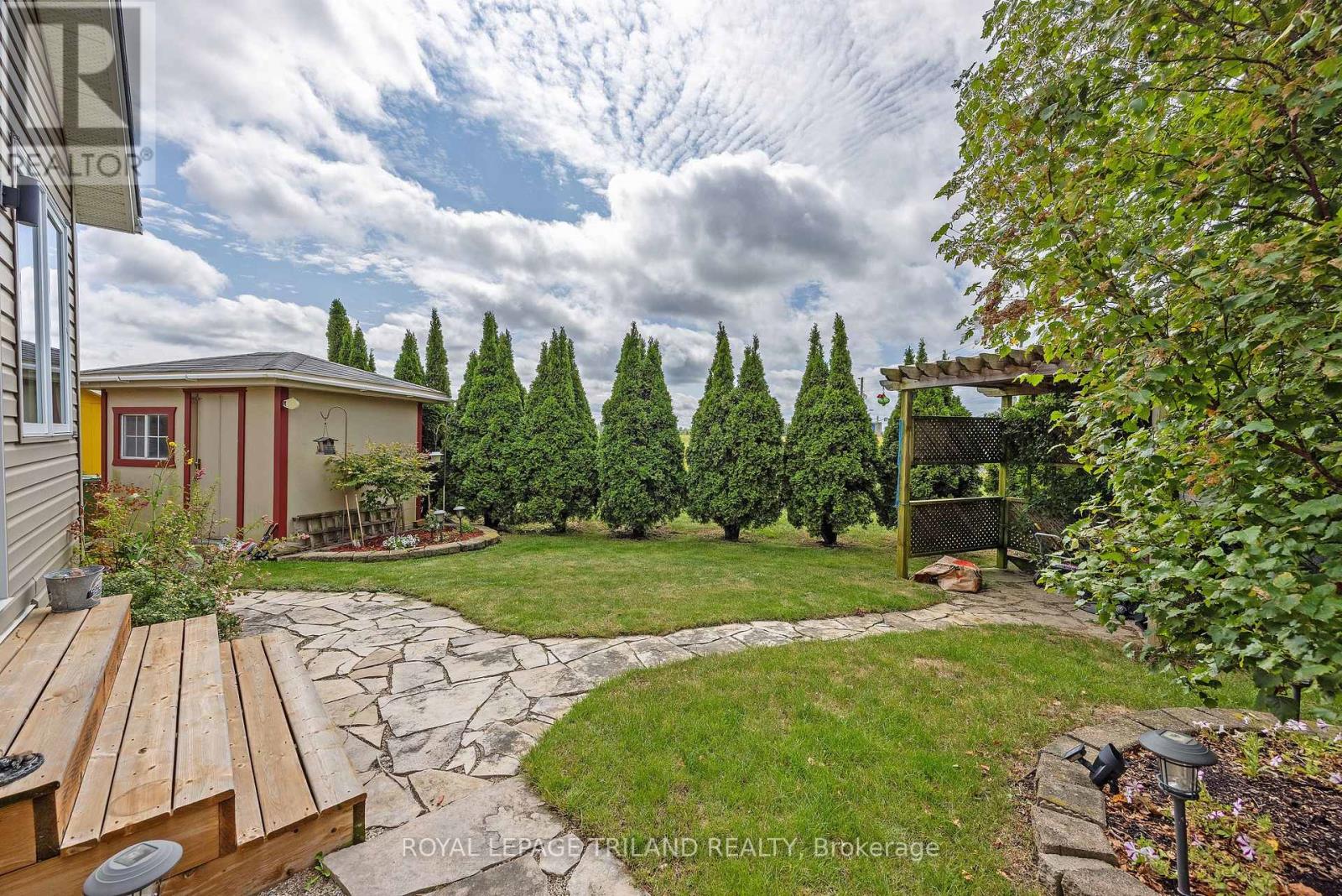 18 COLEMAN COURT, St. Thomas, Ontario, N5R0A5 — Photo 31