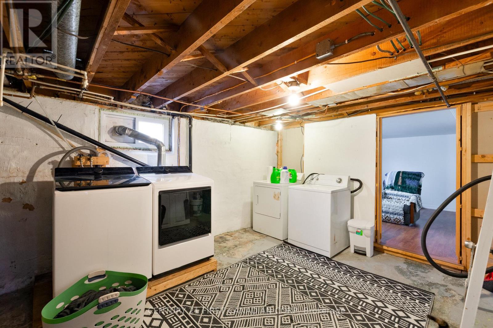 65 FIRST AVENUE, St. Thomas, Ontario, N5R4N3 — Photo 24