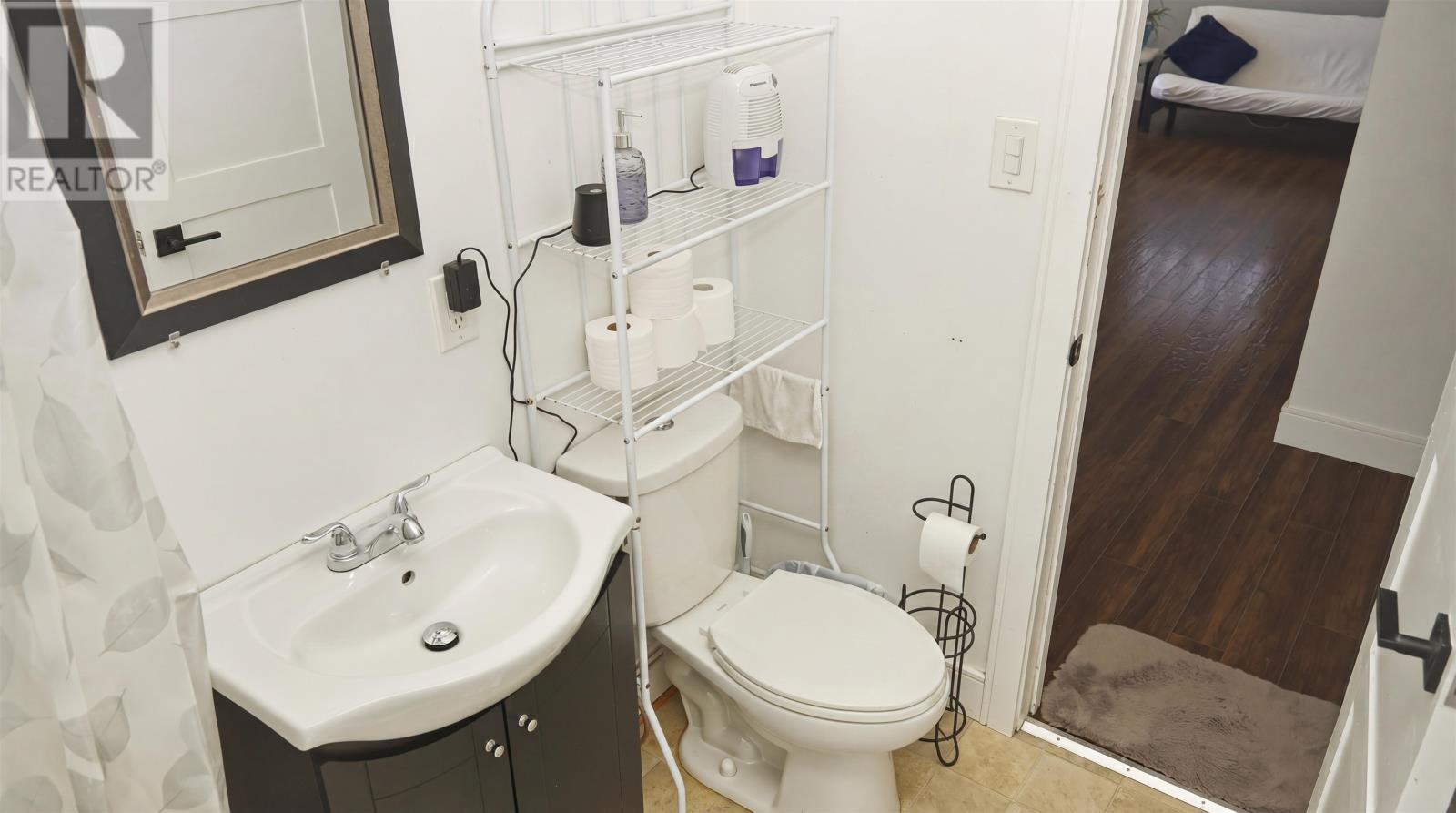 2023 Donald ST, Thunder Bay, Ontario, P7E5W9 — Photo 15