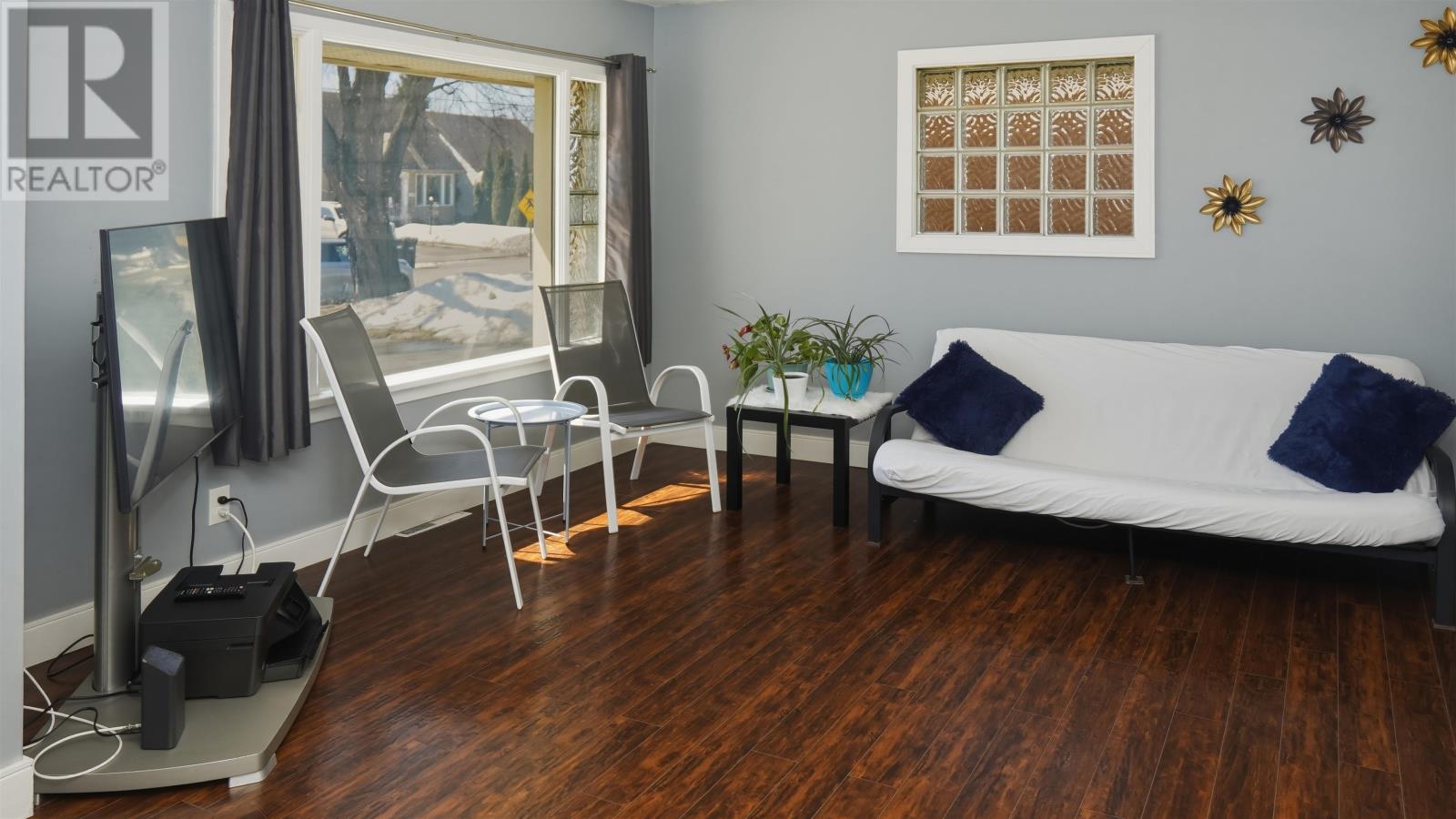 2023 Donald ST, Thunder Bay, Ontario, P7E5W9 — Photo 5