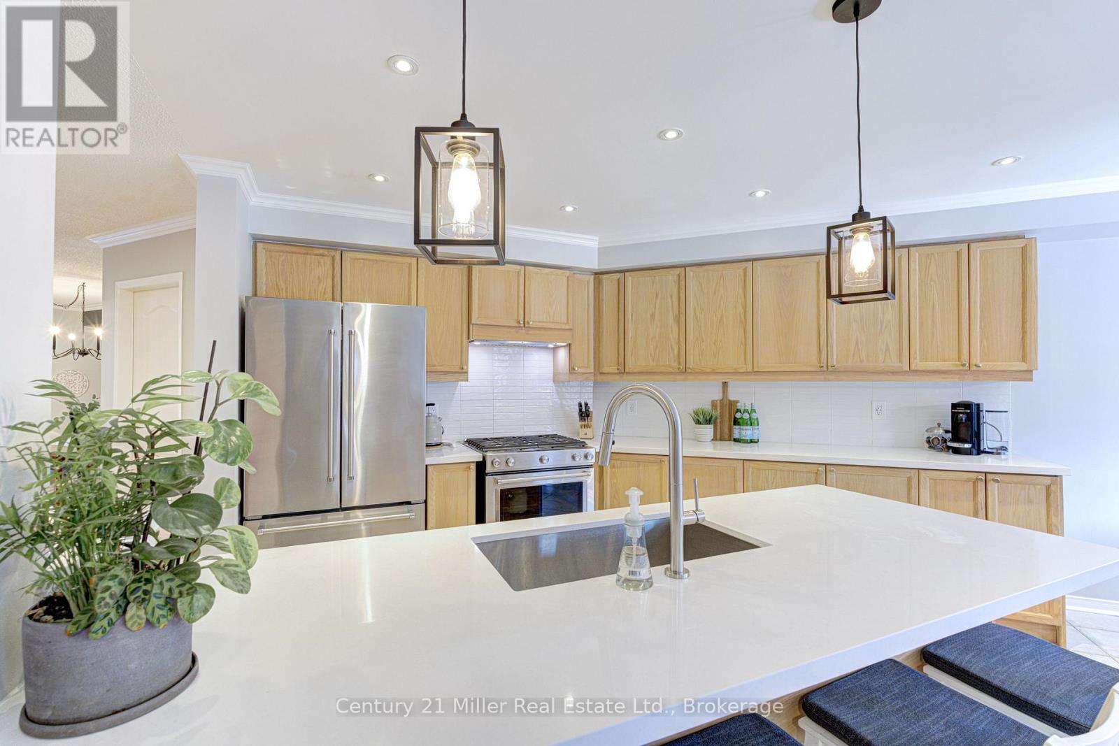 2142 MEADOWGLEN DRIVE, Oakville (WM Westmount), Ontario, L6M4C8 — Photo 8