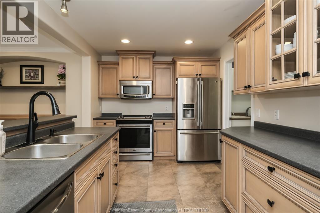 205 WHISPER CREEK, Lakeshore, Ontario, N9K1G3 — Photo 12