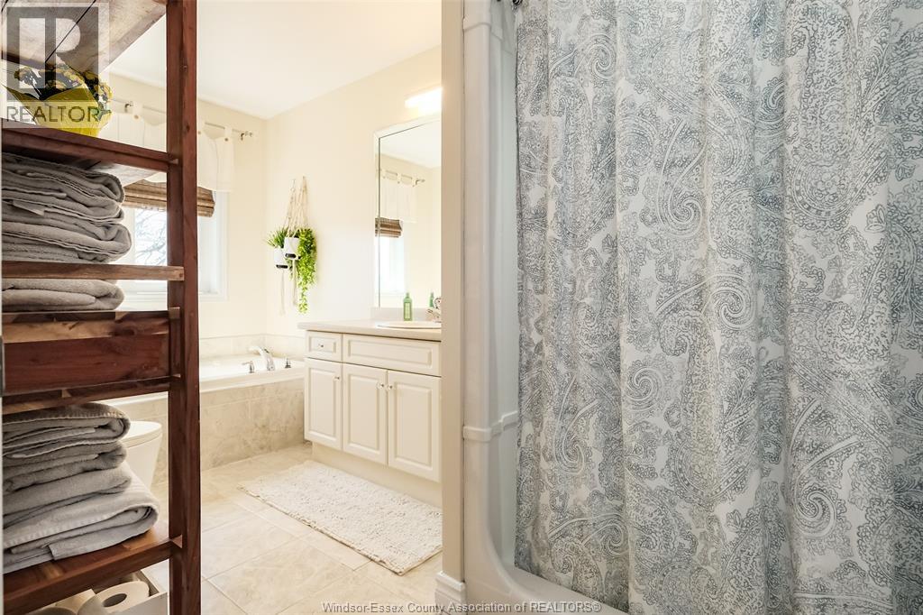 205 WHISPER CREEK, Lakeshore, Ontario, N9K1G3 — Photo 26