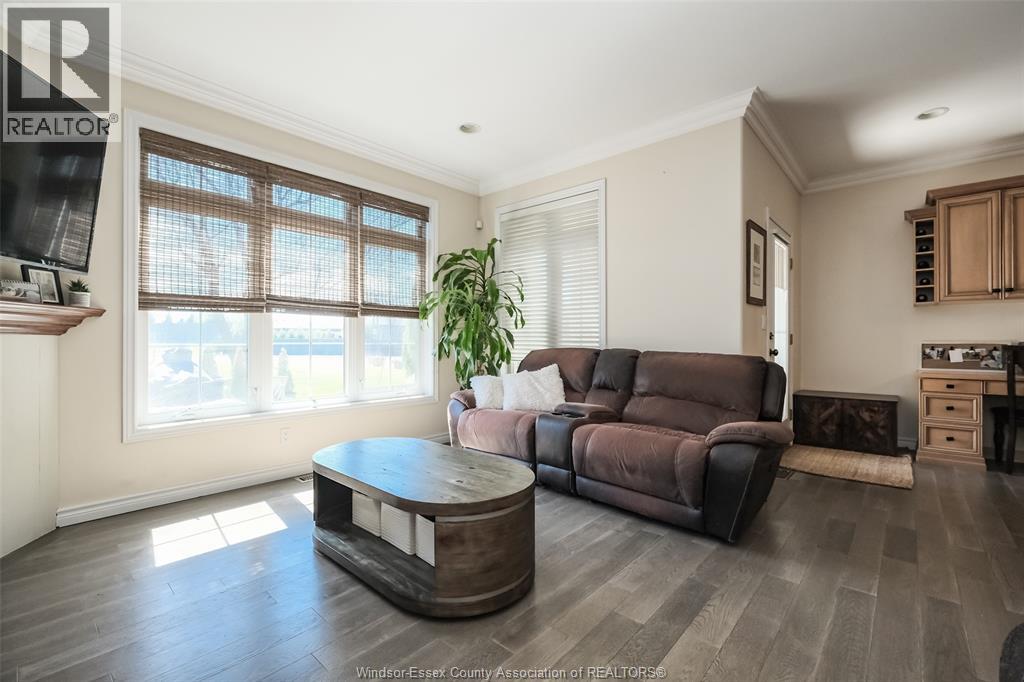 205 WHISPER CREEK, Lakeshore, Ontario, N9K1G3 — Photo 4