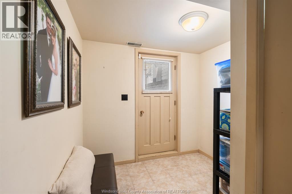 9535 Chestnut DRIVE, Windsor, Ontario, N8R1G9 — Photo 35