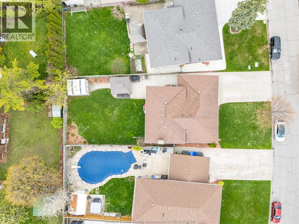 9535 Chestnut DRIVE, Windsor, Ontario, N8R1G9 — Photo 6