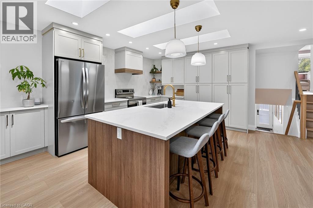 23 BRENLYN Court, Hamilton, Ontario, L9C4N8 — Photo 11