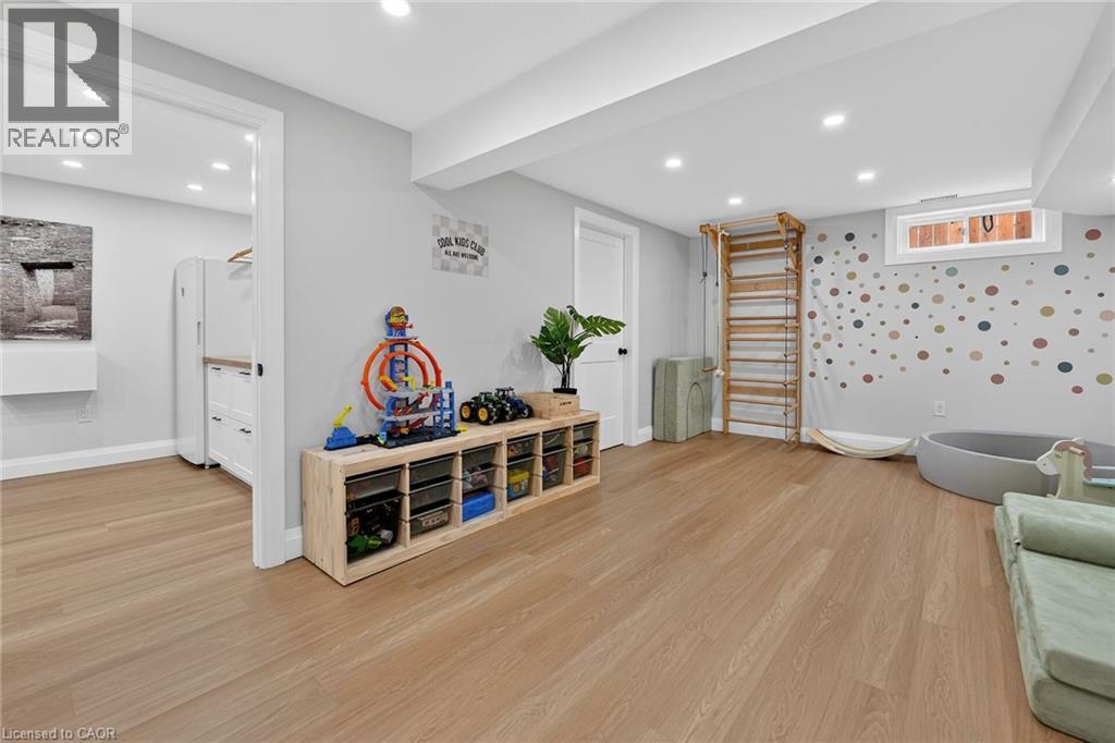 23 BRENLYN Court, Hamilton, Ontario, L9C4N8 — Photo 29