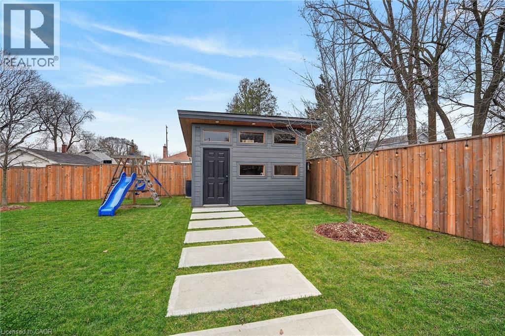 23 BRENLYN Court, Hamilton, Ontario, L9C4N8 — Photo 37