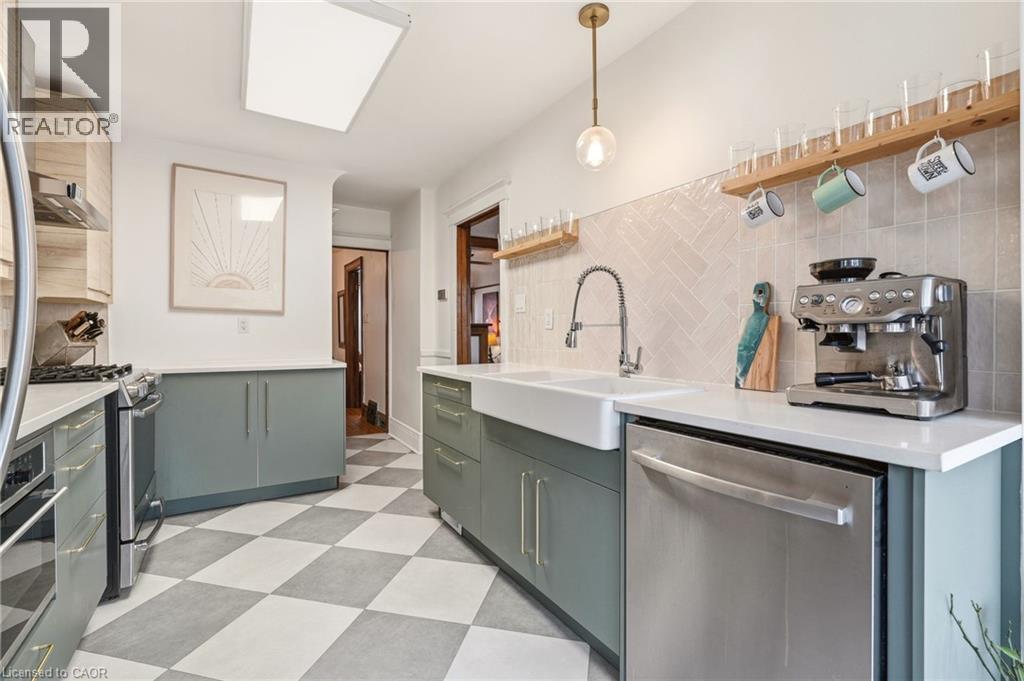 80 WEIR Street N, Hamilton, Ontario, L8H5E8 — Photo 11