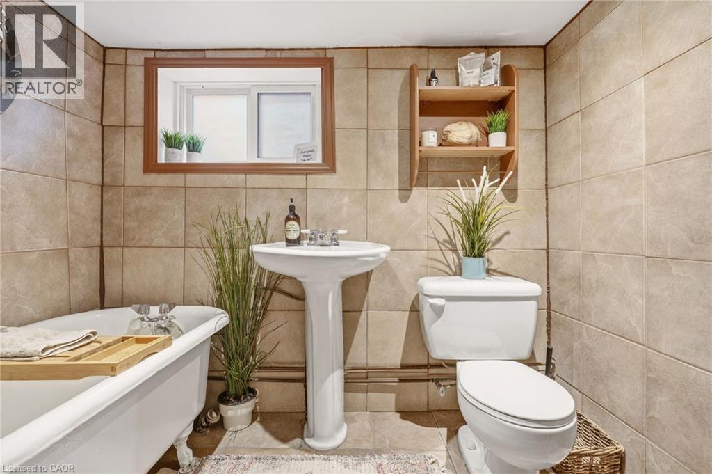 80 WEIR Street N, Hamilton, Ontario, L8H5E8 — Photo 37