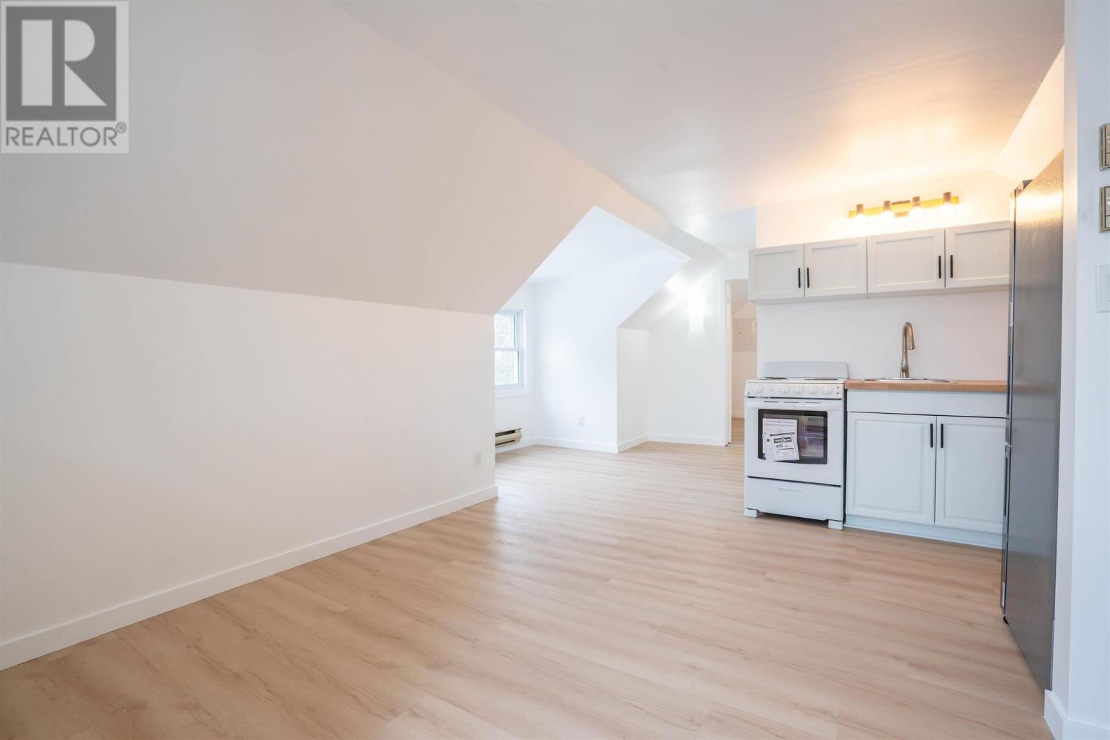 35 Fairview AVE, Sault Ste. Marie, Ontario, P6C3B3 — Photo 11