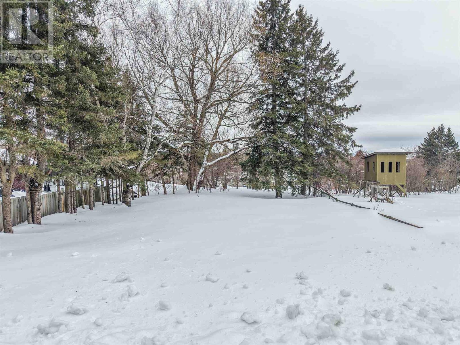 35 Fairview AVE, Sault Ste. Marie, Ontario, P6C3B3 — Photo 3