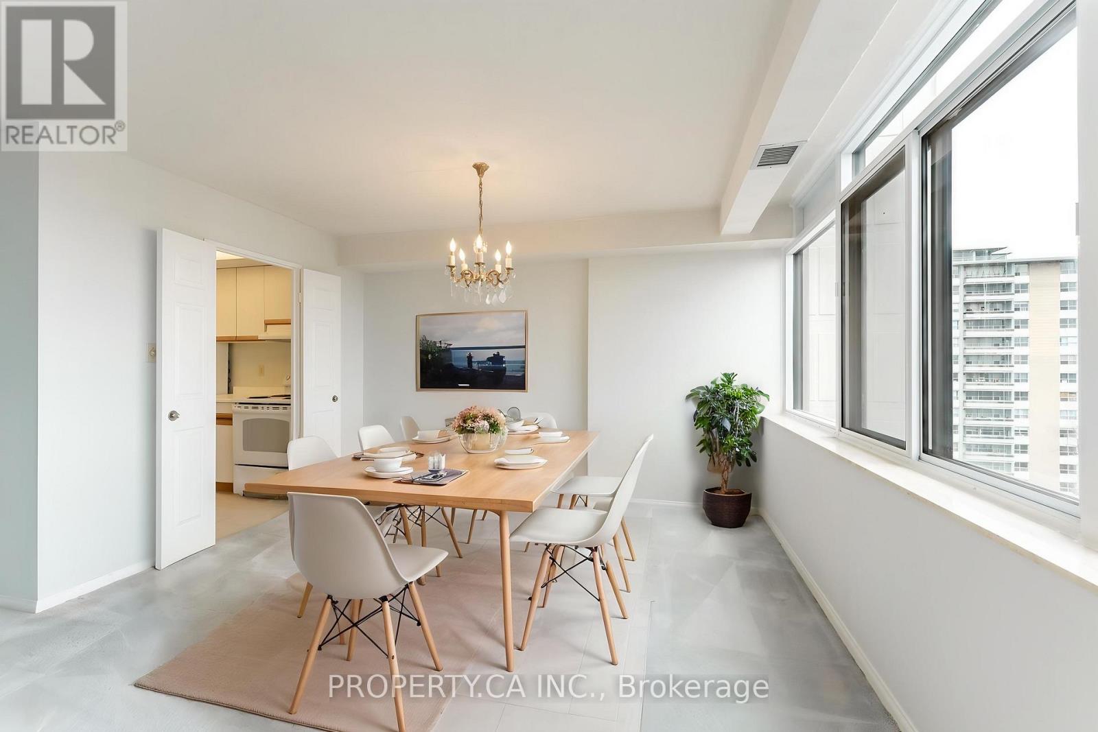 802 - 3000 BATHURST STREET, Toronto (Englemount-Lawrence), Ontario, M6B3B4 — Photo 16