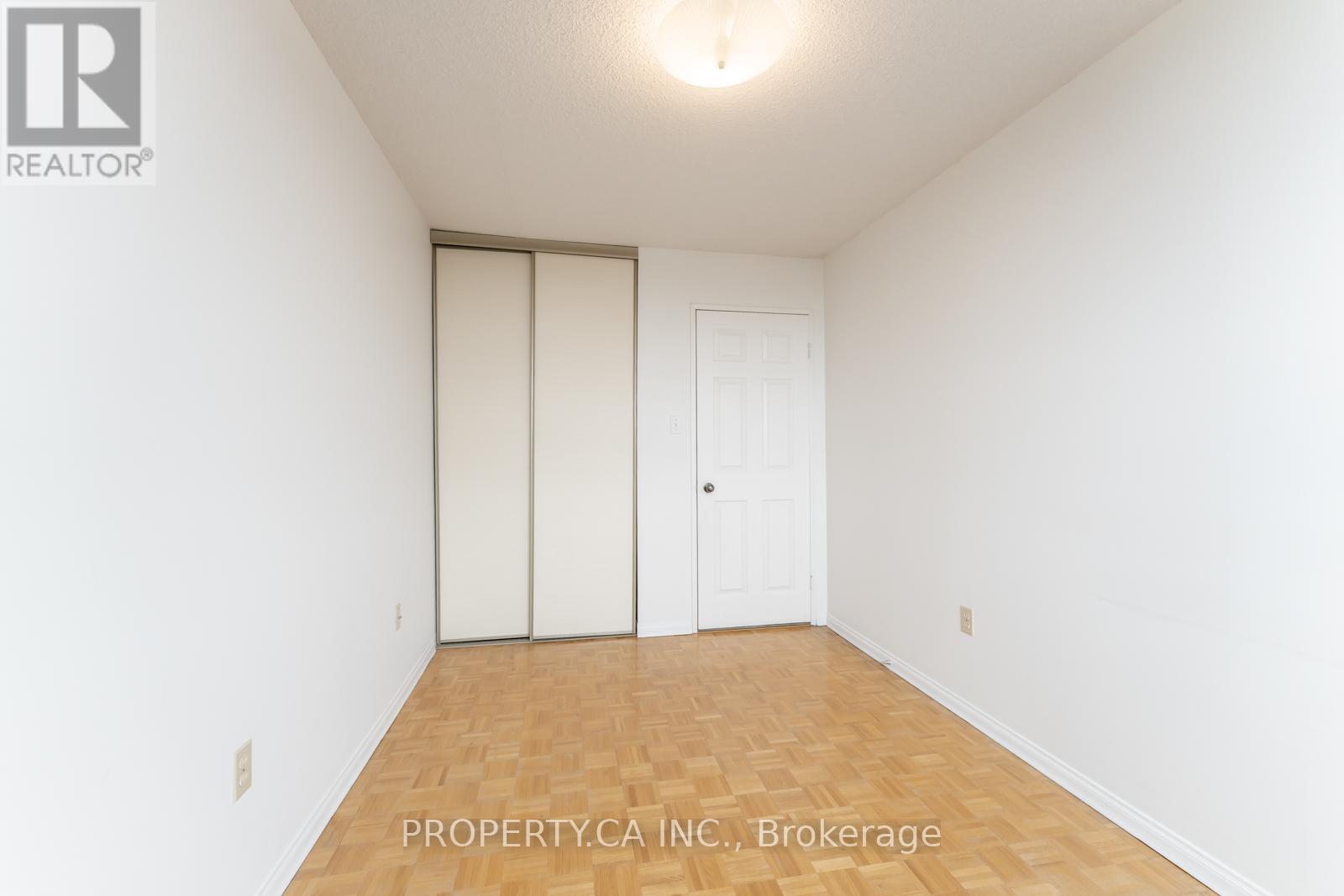 802 - 3000 BATHURST STREET, Toronto (Englemount-Lawrence), Ontario, M6B3B4 — Photo 31