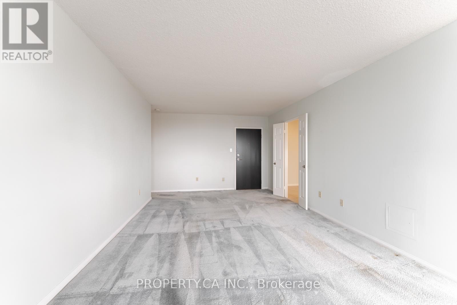 802 - 3000 BATHURST STREET, Toronto (Englemount-Lawrence), Ontario, M6B3B4 — Photo 5