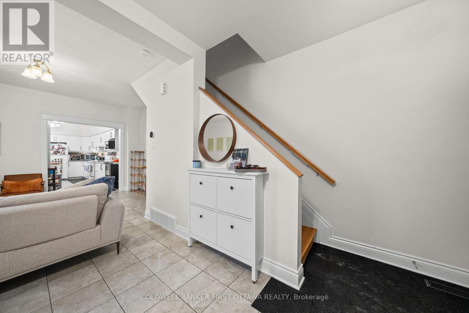 118 WILLOW STREET, Ottawa, Ontario, K1R6W3 — Photo 5