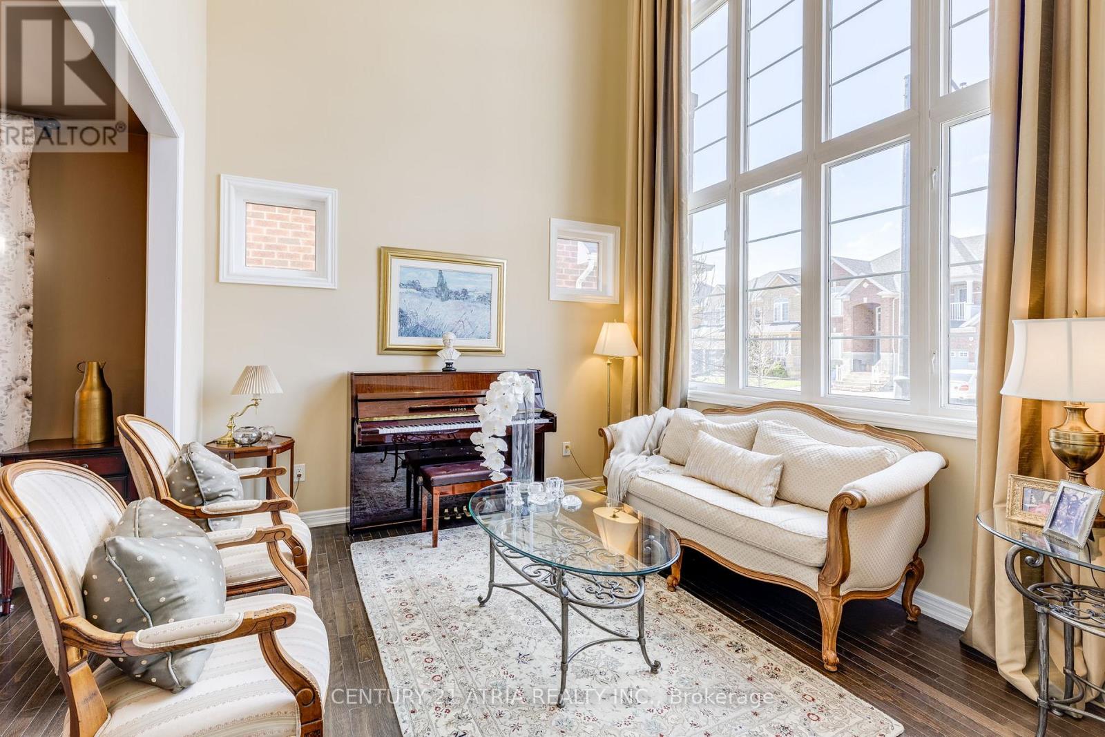 23 WESLOCK CRESCENT, Aurora, Ontario, L4G7Y9 — Photo 3