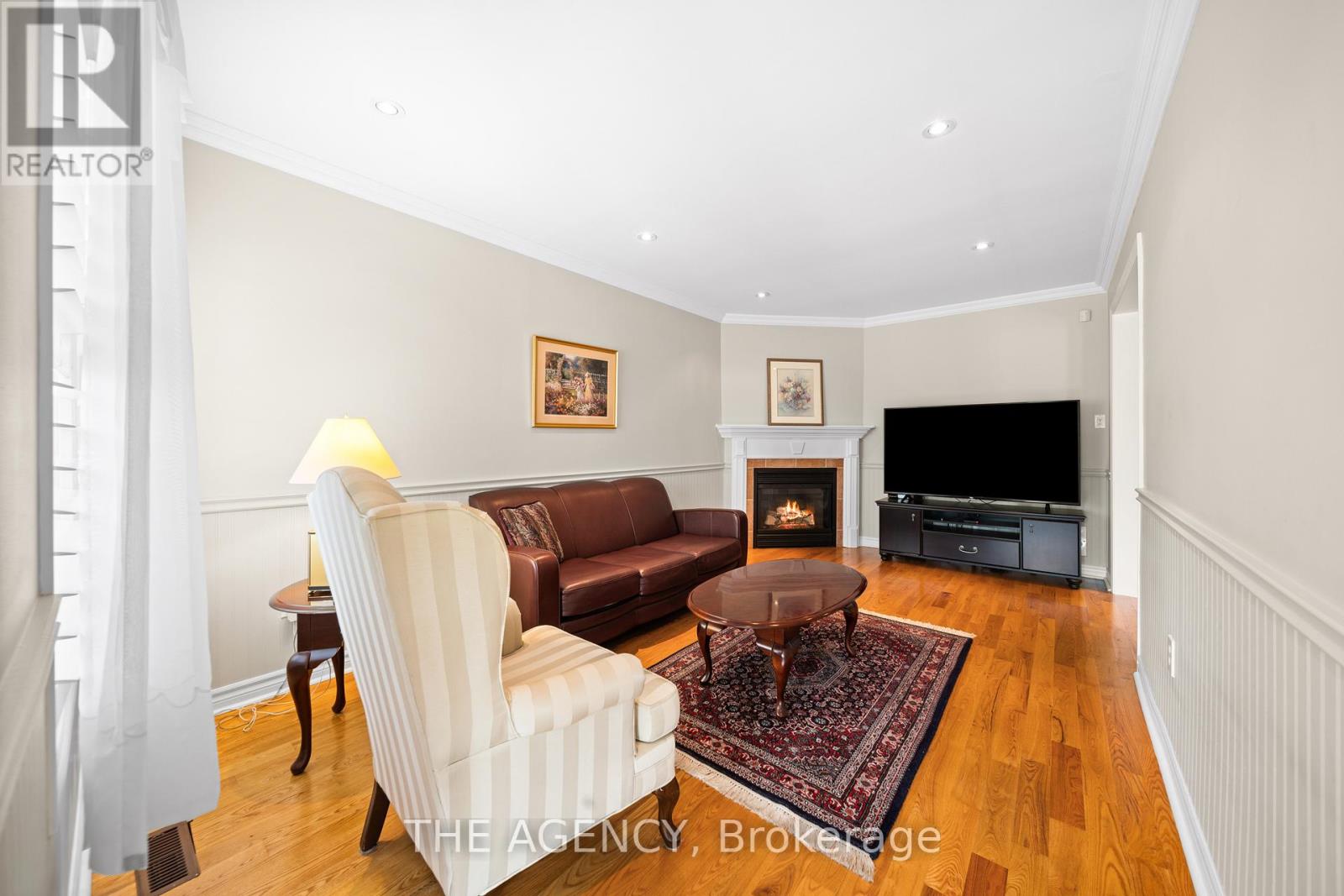 18 WILDFLOWER DRIVE, Richmond Hill (Oak Ridges), Ontario, L4E3Y5 — Photo 6