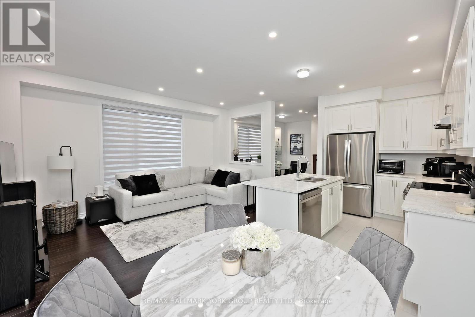 145 FENCHURCH MANOR, Barrie, Ontario, L9J0X1 — Photo 14