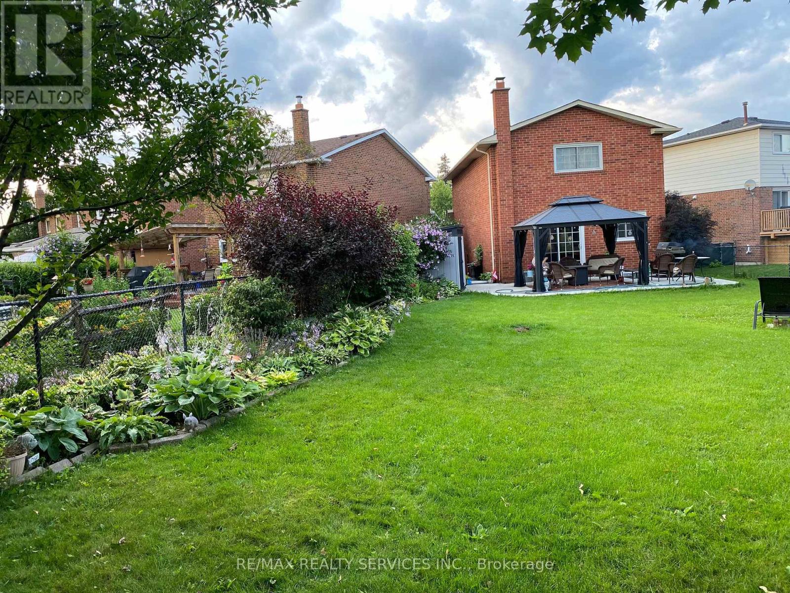 40 CRENSHAW COURT, Brampton (Heart Lake West), Ontario, L6Z1W9 — Photo 38