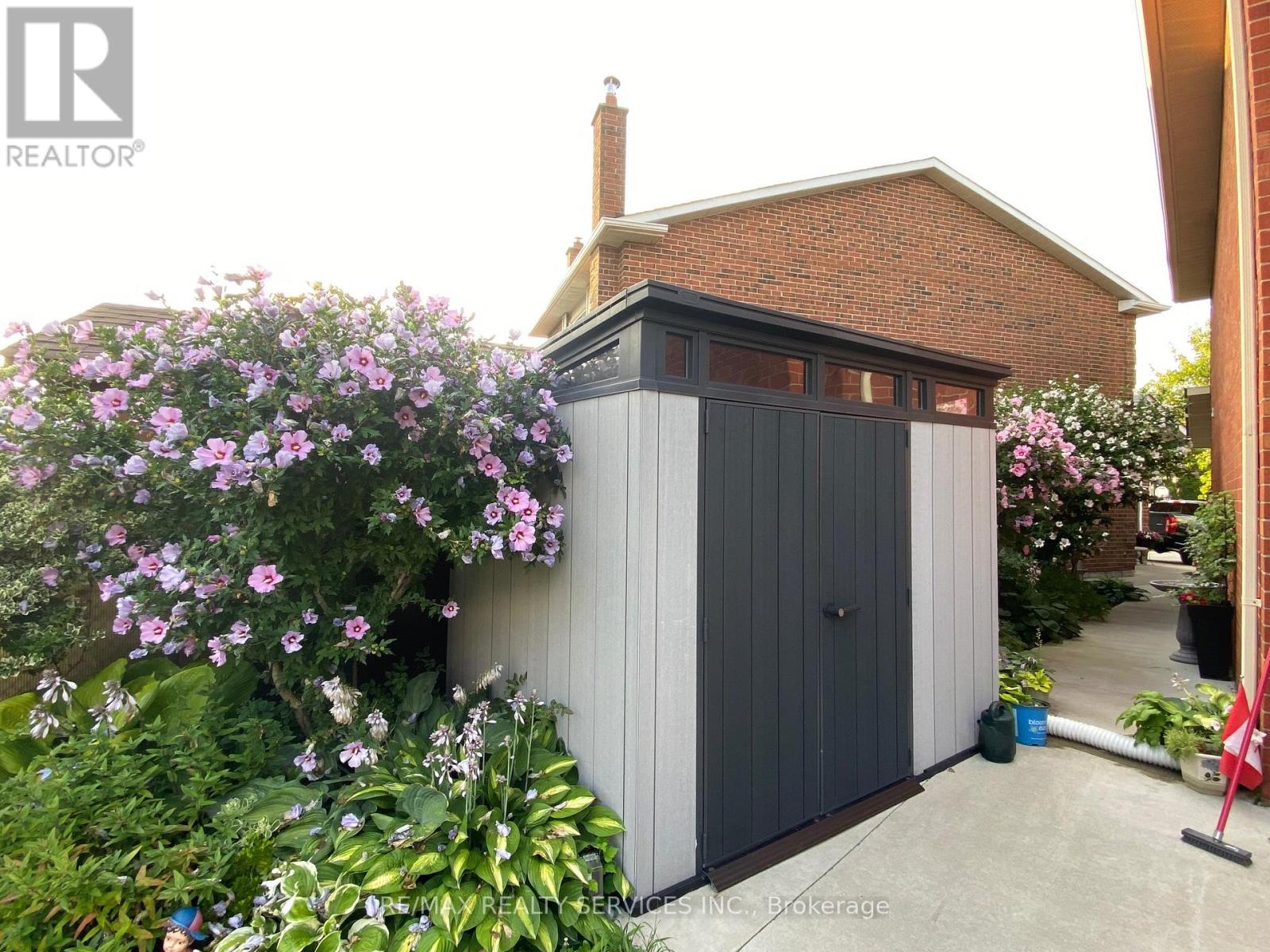 40 CRENSHAW COURT, Brampton (Heart Lake West), Ontario, L6Z1W9 — Photo 39