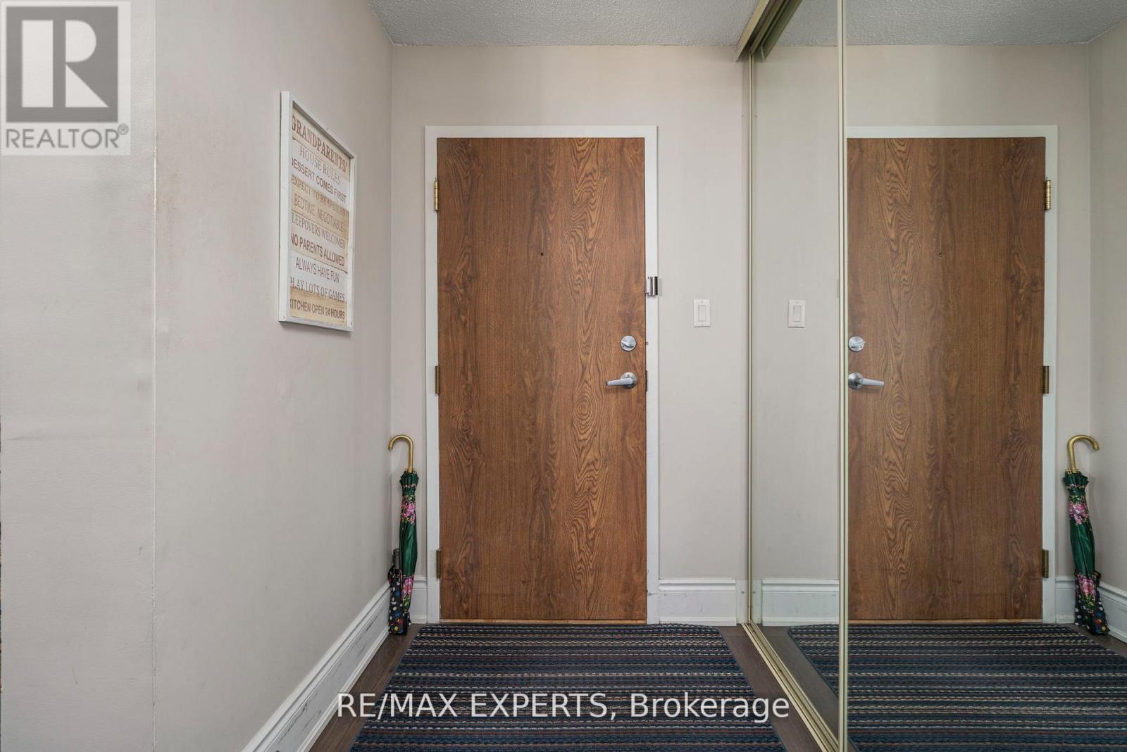 1103 - 40 RICHVIEW ROAD, Toronto (Humber Heights), Ontario, M9A5C1 — Photo 8