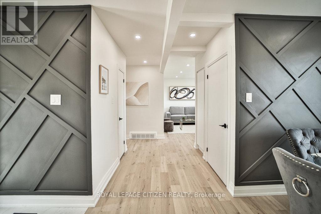 34 BELLEGLADE COURT, Toronto (Humbermede), Ontario, M9M2W4 — Photo 11