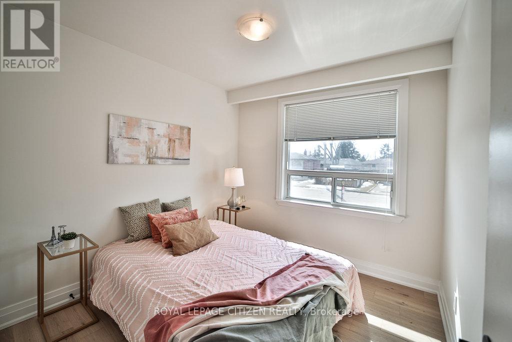 34 BELLEGLADE COURT, Toronto (Humbermede), Ontario, M9M2W4 — Photo 24