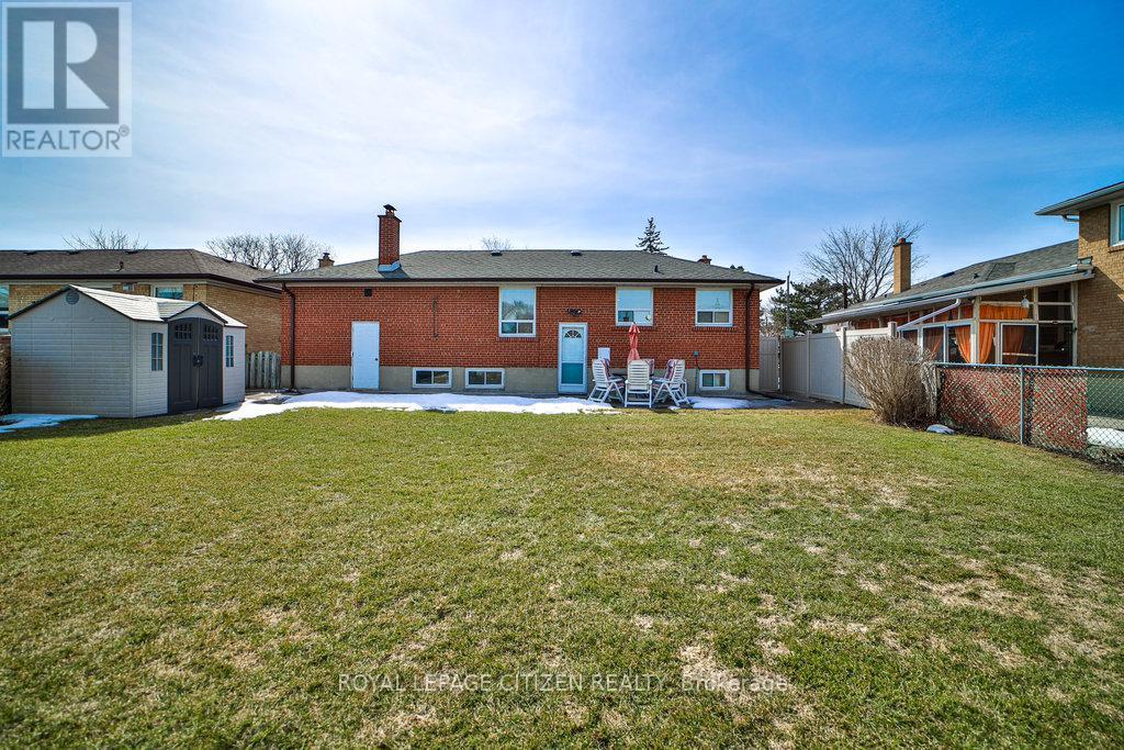 34 BELLEGLADE COURT, Toronto (Humbermede), Ontario, M9M2W4 — Photo 44