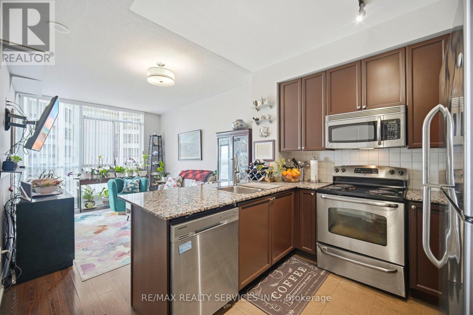 810 - 225 WEBB DRIVE, Mississauga (City Centre), Ontario, L5B4P2 — Photo 12